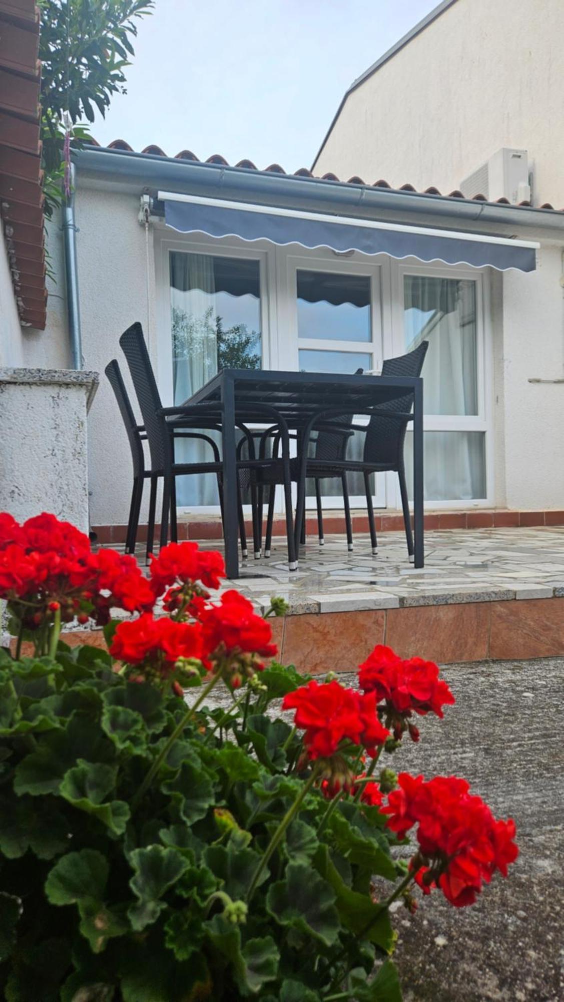 Apartments Betty Borik Rovinj Ngoại thất bức ảnh